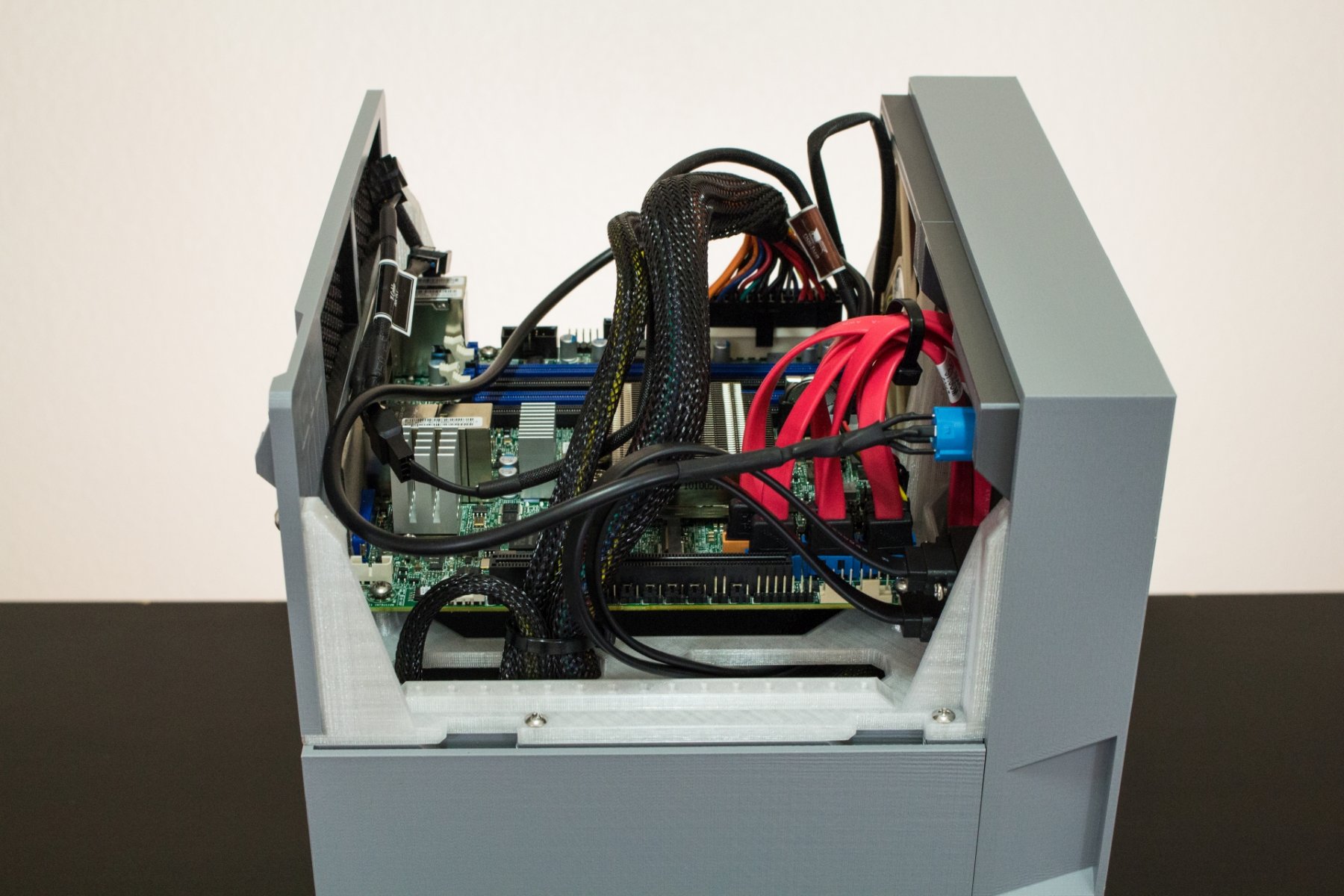 3D-Printed-NAS_Case-35.jpg