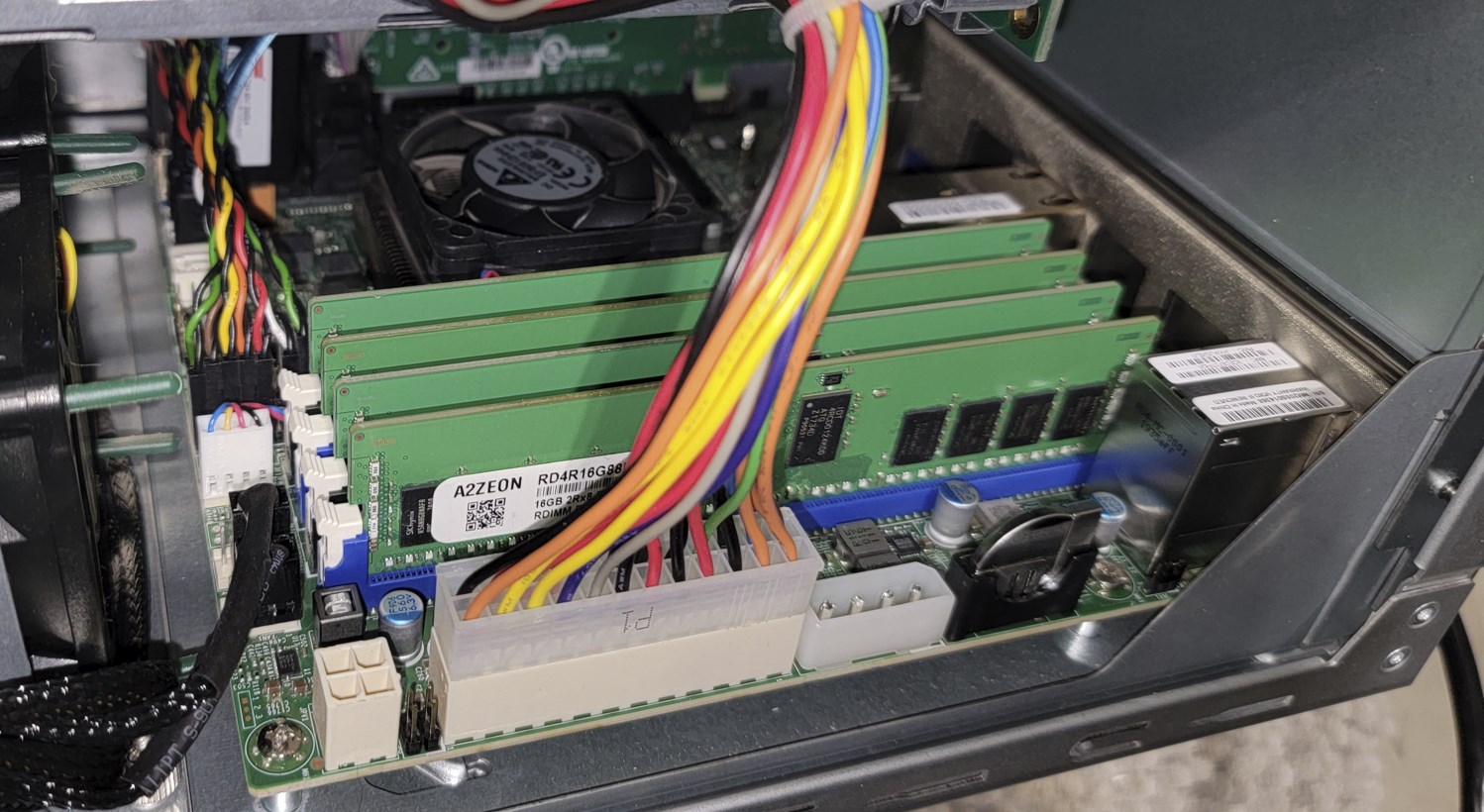 ApplicationFrameHost_qk4maJex8M.jpg
