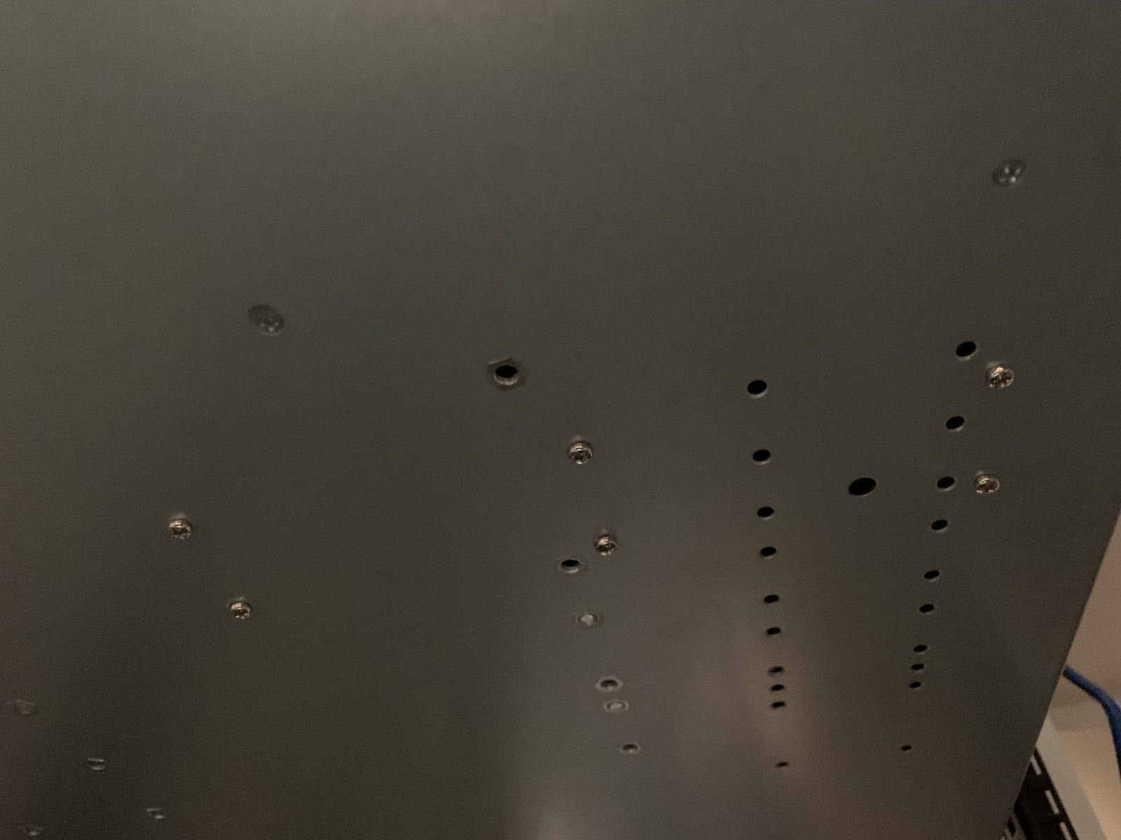 screws underside.jpg