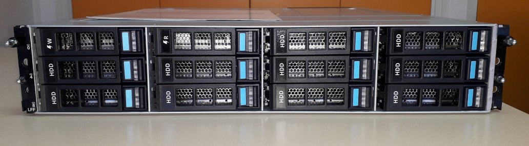 truenas_x20_06.jpg
