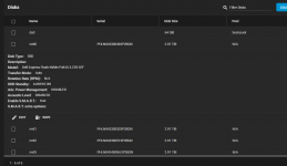 ESXi8-TrueNAS Disks.PNG